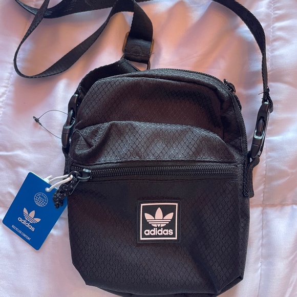 NWT Adidas Crossbody Bag - Picture 1 of 3